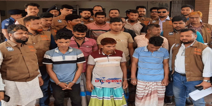 নাটোরে পাওয়ার গ্রিডে লুণ্ঠিত সোয়া কোটি টাকার মালামালসহ ১৩ ডাকাত গ্রেফতার