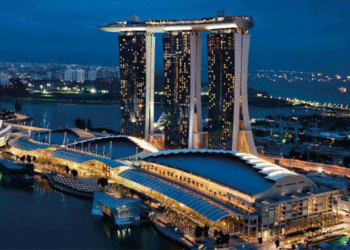 কৃত্রিম বুদ্ধিমত্তার চাহিদা বাড়ায় সিঙ্গাপুরের রপ্তানিতে বড় উত্থান