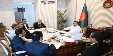 পিরোজপুরের সড়কগুলো দ্রুত যান চলাচলের উপযোগী করার নির্দেশ প্রধানমন্ত্রীর