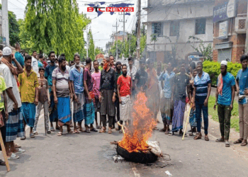 কাঁচা পাট রপ্তানি ইস্যুতে খুলনায় সংঘাত, ভাঙচুর ও দুই ঘণ্টা অবরুদ্ধ মহাসড়ক