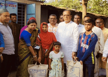 লালমনিরহাটে ডিসি পার্ক আবাসনে ঘর পেল ৩ ভাই-বোন, দায়িত্ব নিলেন ত্রাণমন্ত্রী দুলু