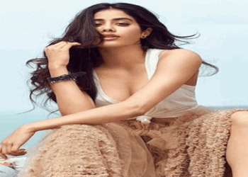 নিজের অন্ধকার অধ্যায়ের কথা জানালেন জাহ্নবী কাপুর