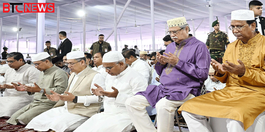 প্রধান জামাতে নামাজ আদায় করলেন রাষ্ট্রপতি ও প্রধানমন্ত্রী