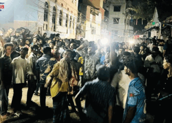 চট্টগ্রামে শিশু ধর্ষণের অভিযোগে উত্তেজনা, অবরুদ্ধ পুলিশ