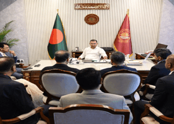 প্রধানমন্ত্রীর সঙ্গে বিজিএমইএ ও বিকেএমইএ নেতৃবৃন্দের সাক্ষাৎ